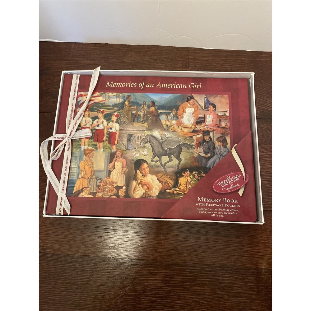 Scrapbook "Memories of an American Girl" by Hallmark Cards 2002 - New